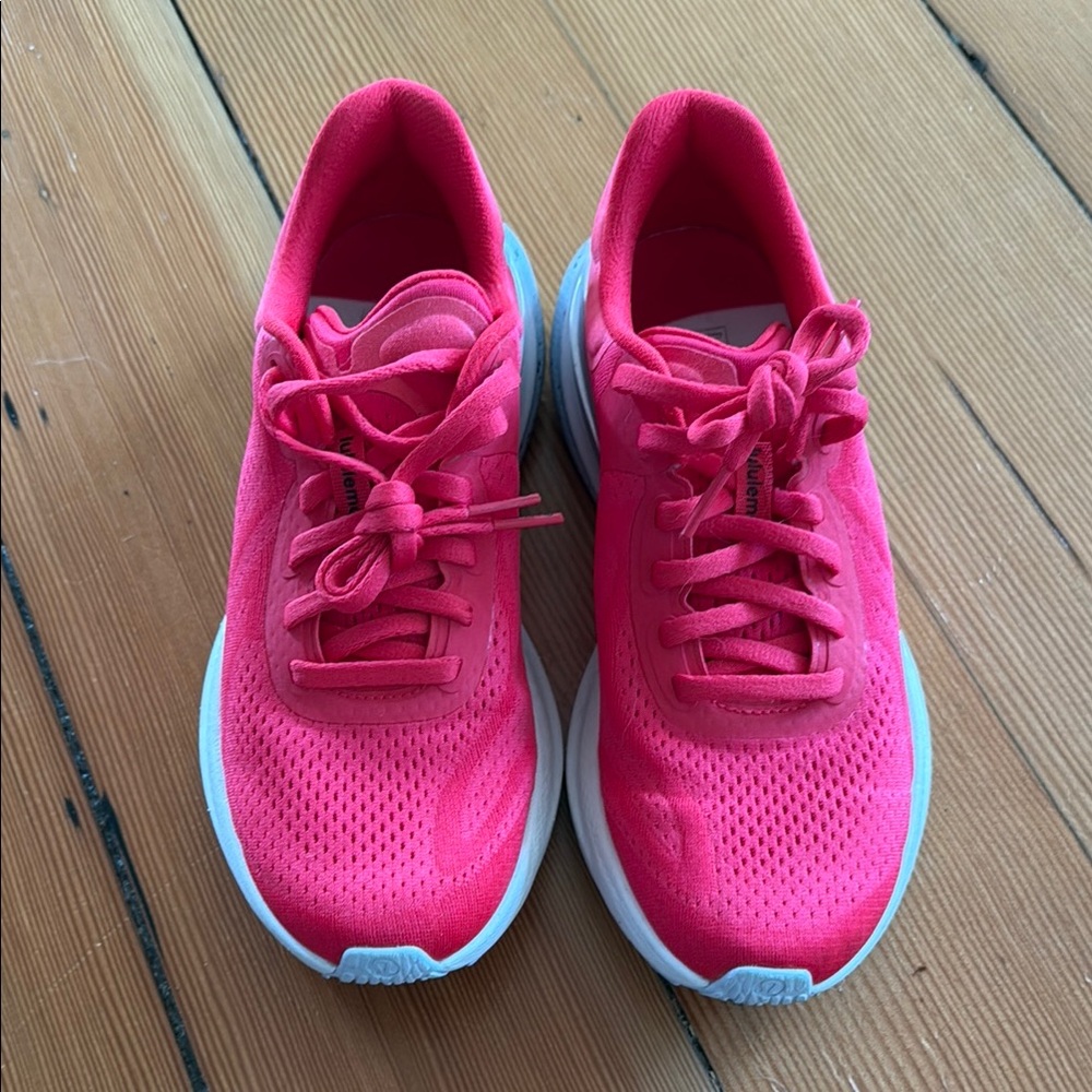 Lululemon Beyondfeel Runners Red Glow Women’s Size 7